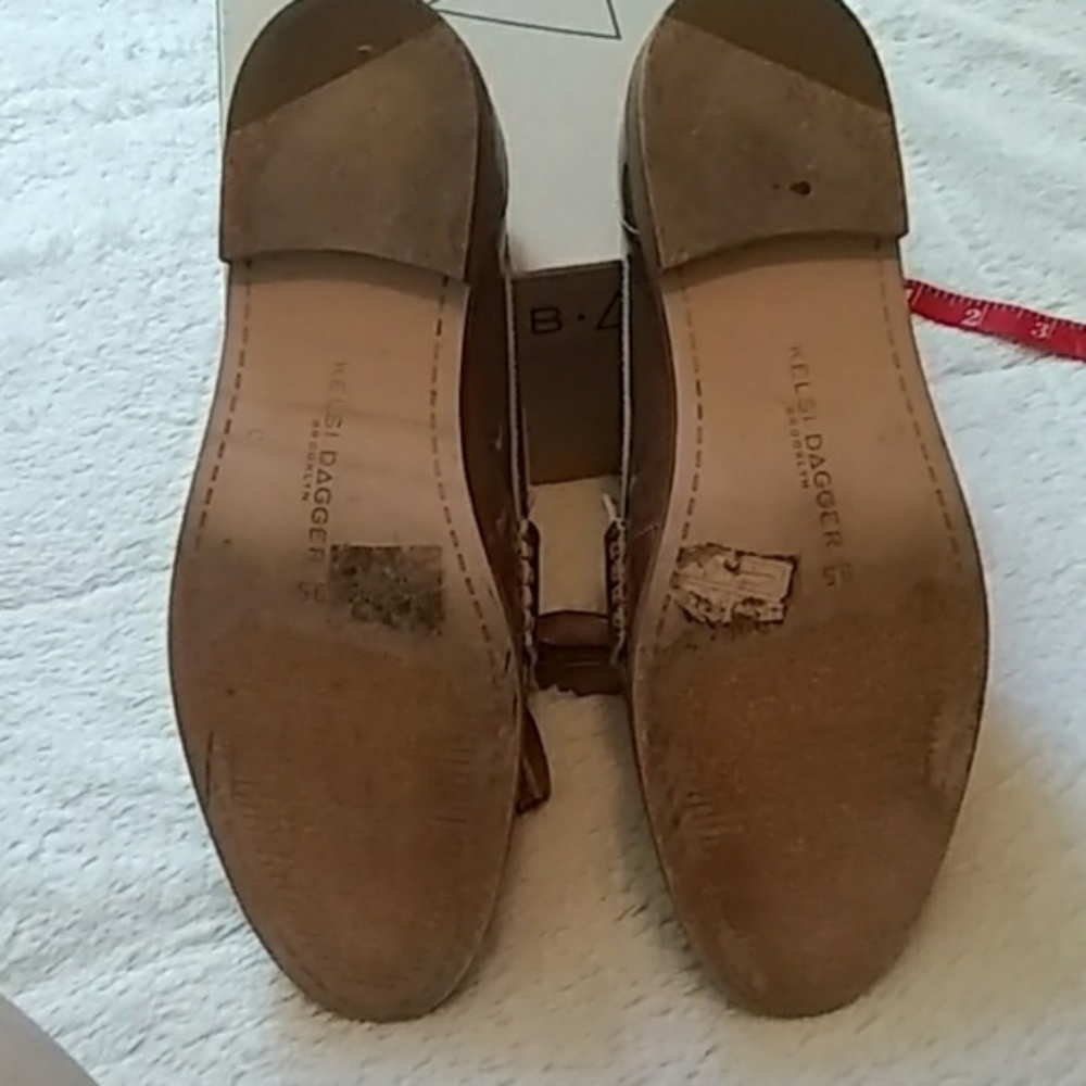 Kelsi Dagger Brooklyn Rose Gold Tassel loafer - Picture 5 of 8